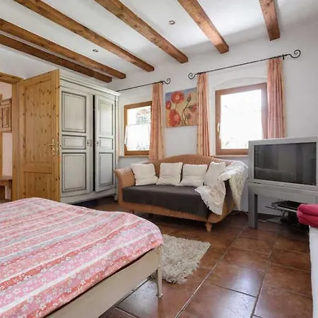 Jaegerhaus Alleinlage Mit *