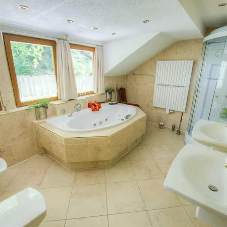 Jaegerhaus Alleinlage Mit Chalet Oppach