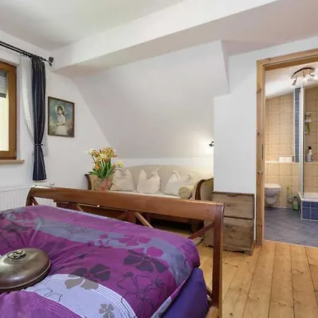 Jaegerhaus Alleinlage Mit