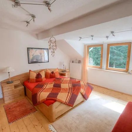 Jaegerhaus Alleinlage Mit شاليه Oppach
