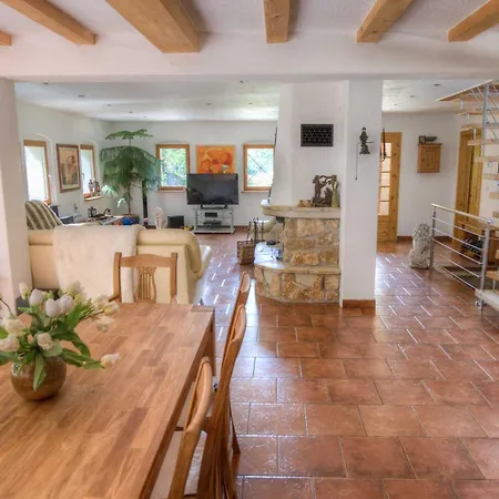 Jaegerhaus Alleinlage Mit Chalet