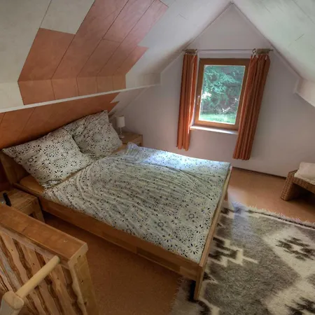 Jaegerhaus Alleinlage Mit شاليه Oppach