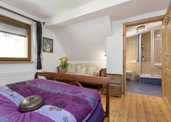 Jaegerhaus Alleinlage Mit