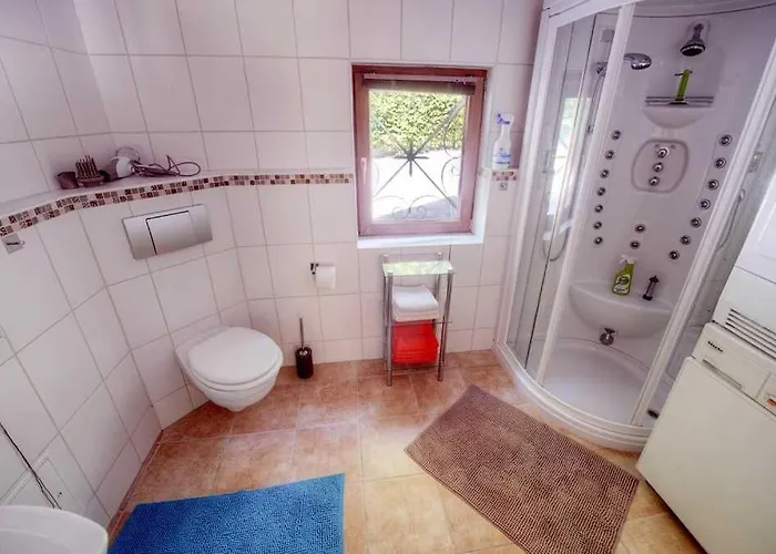 Jaegerhaus Alleinlage Mit