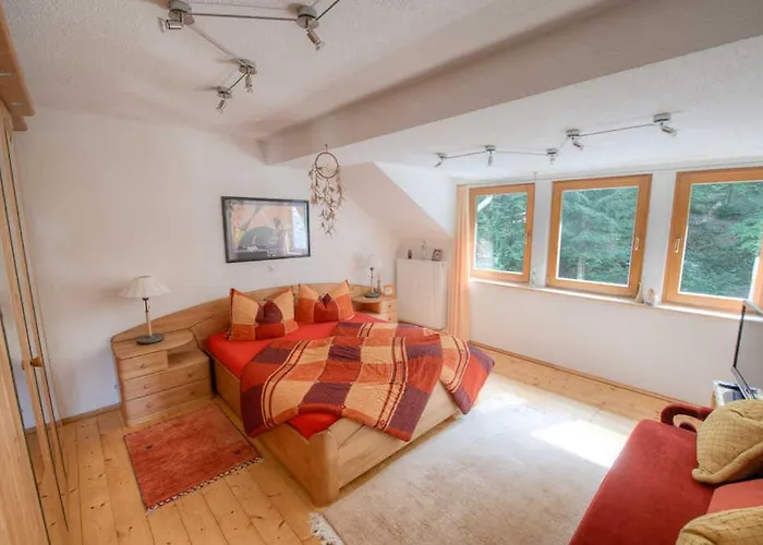 Jaegerhaus Alleinlage Mit 샬레 Oppach